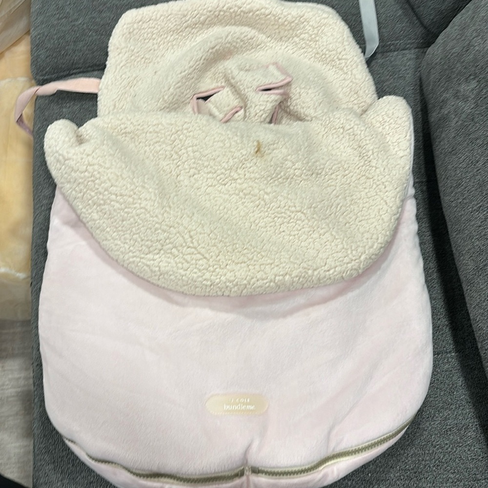 JJ Cole winter bundle me car seat cover in pink